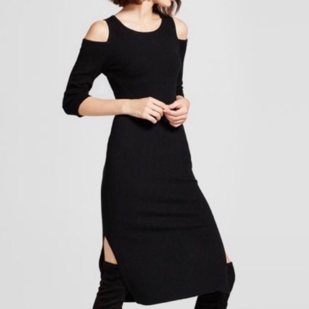 Dress, open shoulder